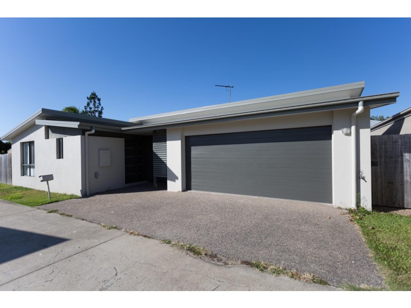 2E Mansfield Drive, Beaconsfield QLD 4740