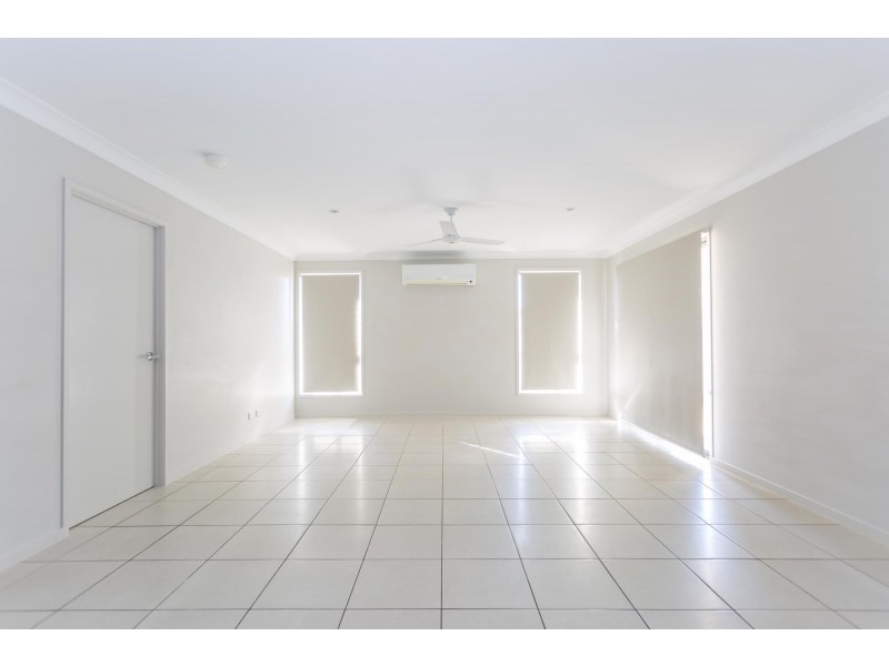 2E Mansfield Drive, Beaconsfield QLD 4740