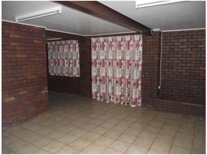 5 Gordon Terrace, Moranbah QLD 4744