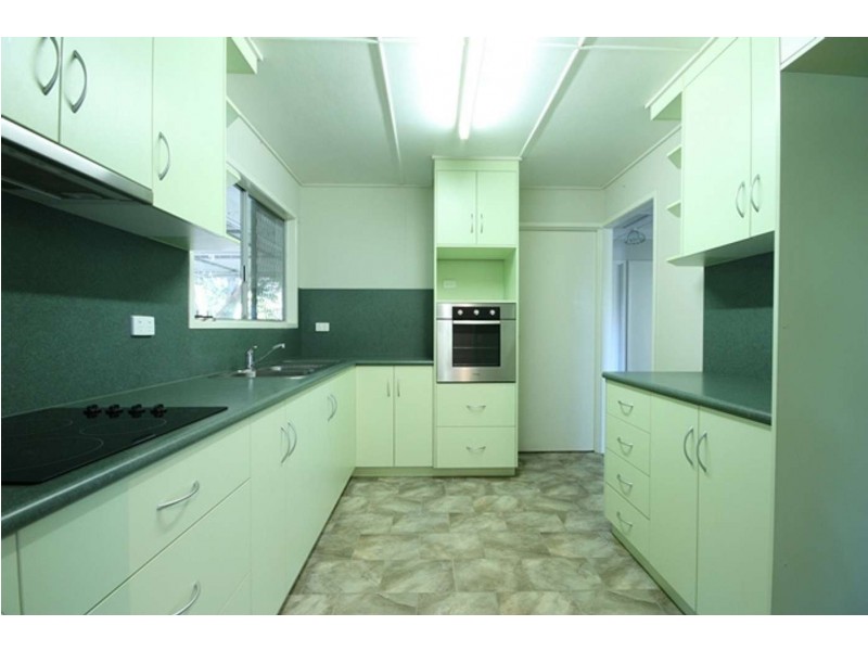 52 Archer Drive, Moranbah QLD 4744