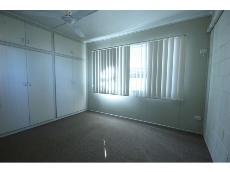 52 Archer Drive, Moranbah QLD 4744