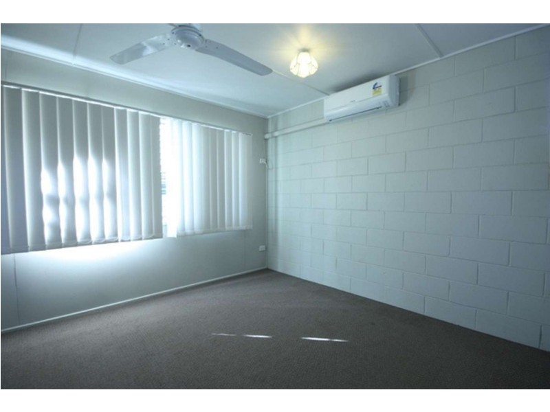 52 Archer Drive, Moranbah QLD 4744