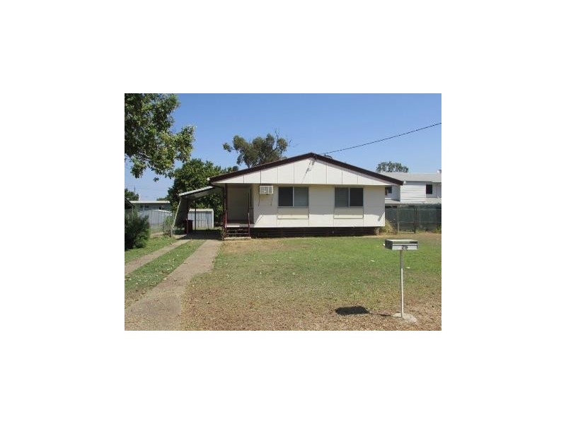 25 Lawson Drive, Moranbah QLD 4744
