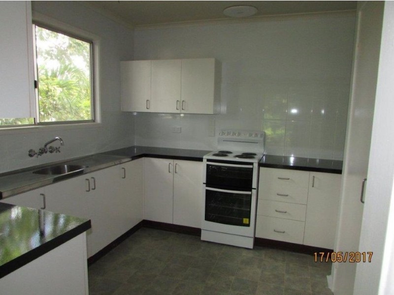 104 McCool St, Moranbah QLD 4744