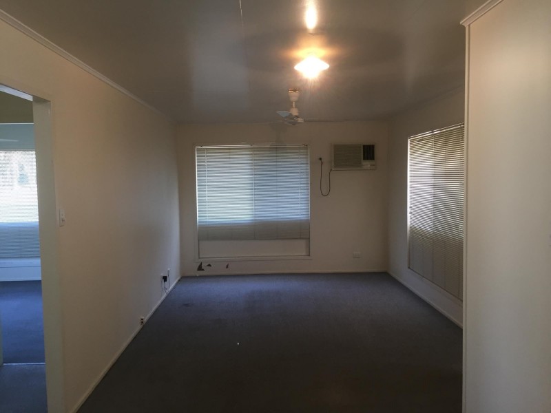 25 Lawson Drive, Moranbah QLD 4744