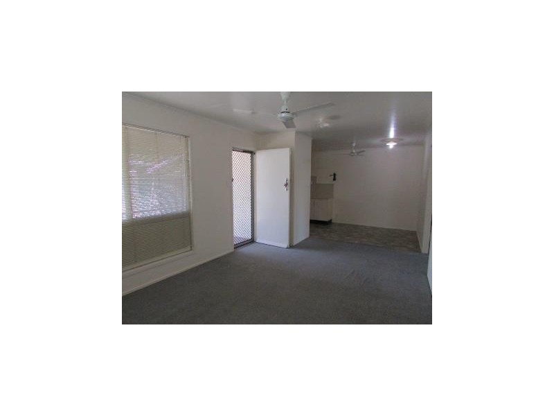 25 Lawson Drive, Moranbah QLD 4744