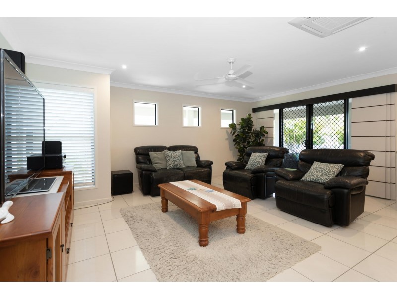 18 Brooksfield Drive, Sarina Beach QLD 4737