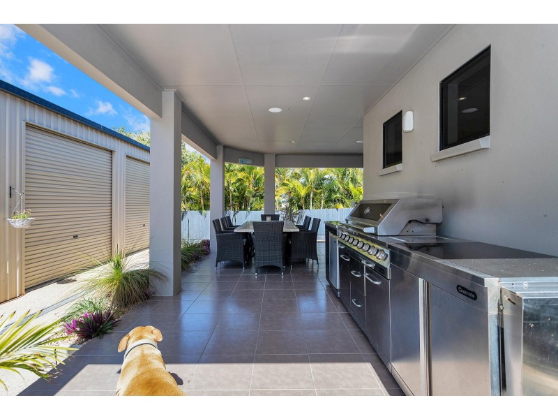 18 Brooksfield Drive, Sarina Beach QLD 4737