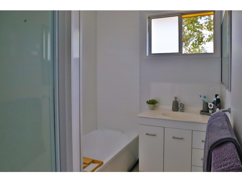 7 Renier St, Moranbah QLD 4744