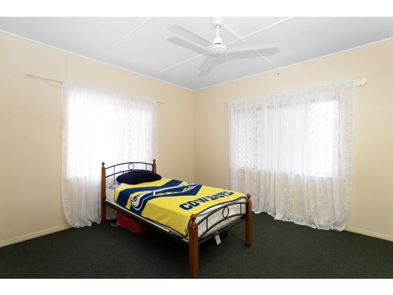 27 Main Street, Bakers Creek QLD 4740