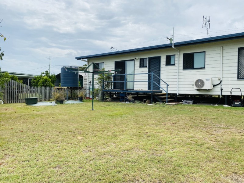 152 Mcintyre Street, Calen QLD 4798
