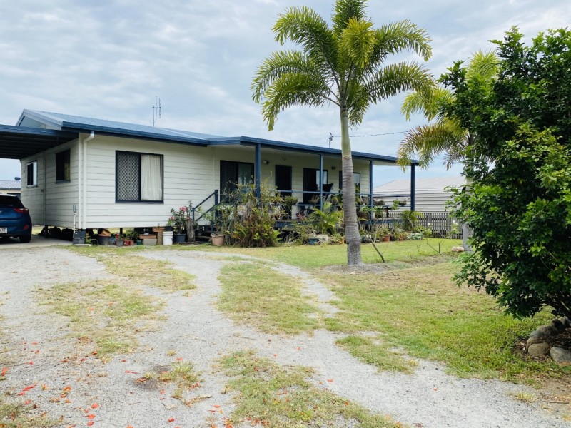 152 Mcintyre Street, Calen QLD 4798