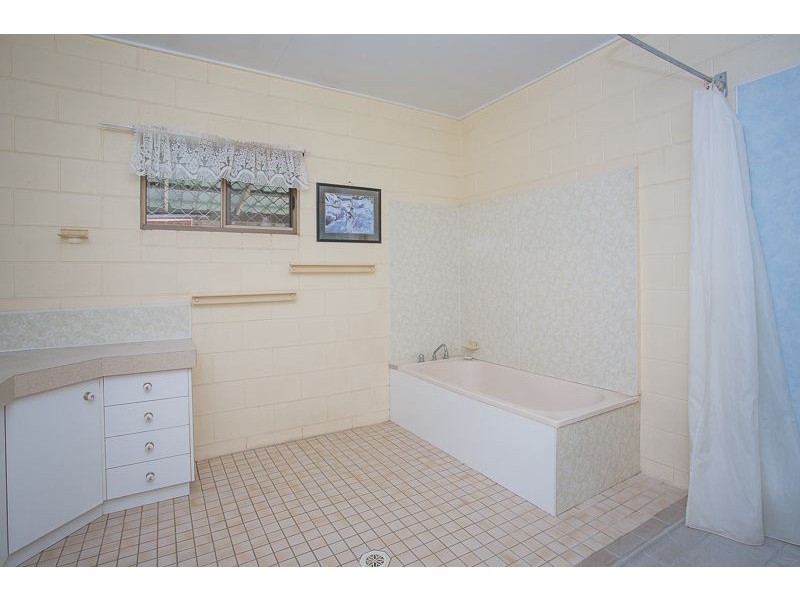 94 Niddoes Gap Road, Kuttabul QLD 4741