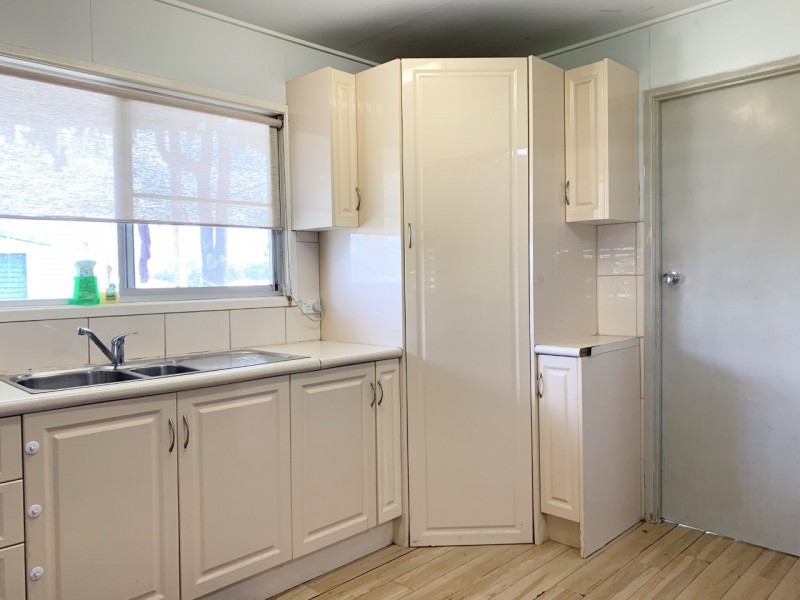 21 Archer Drive, Moranbah QLD 4744