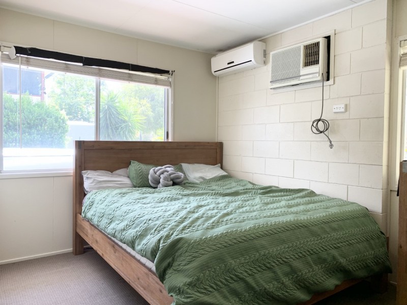 21 Archer Drive, Moranbah QLD 4744