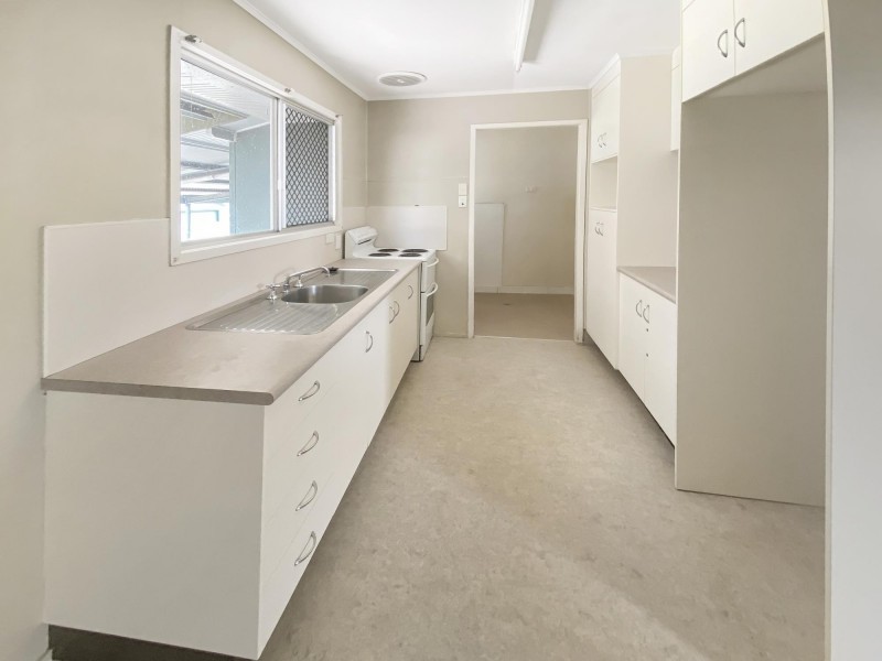 5 Burke Drive, Moranbah QLD 4744