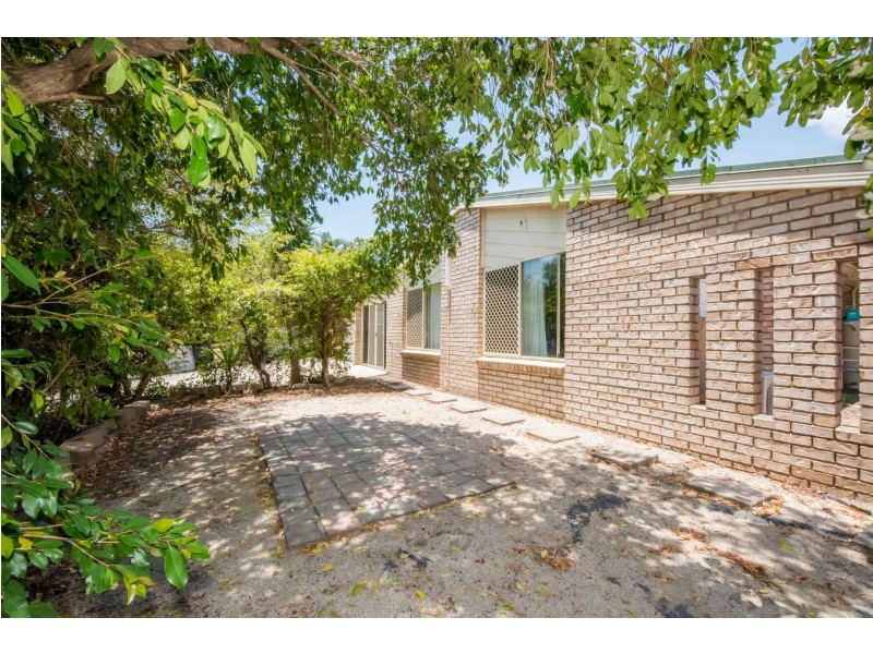 25 John Oxley Avenue, Rural View QLD 4740