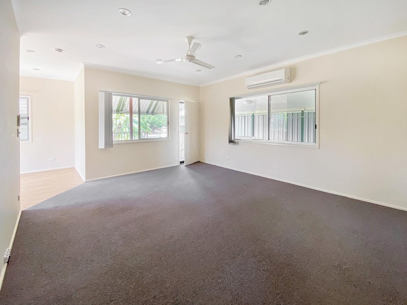 15 Cuthbert Street, Moranbah QLD 4744