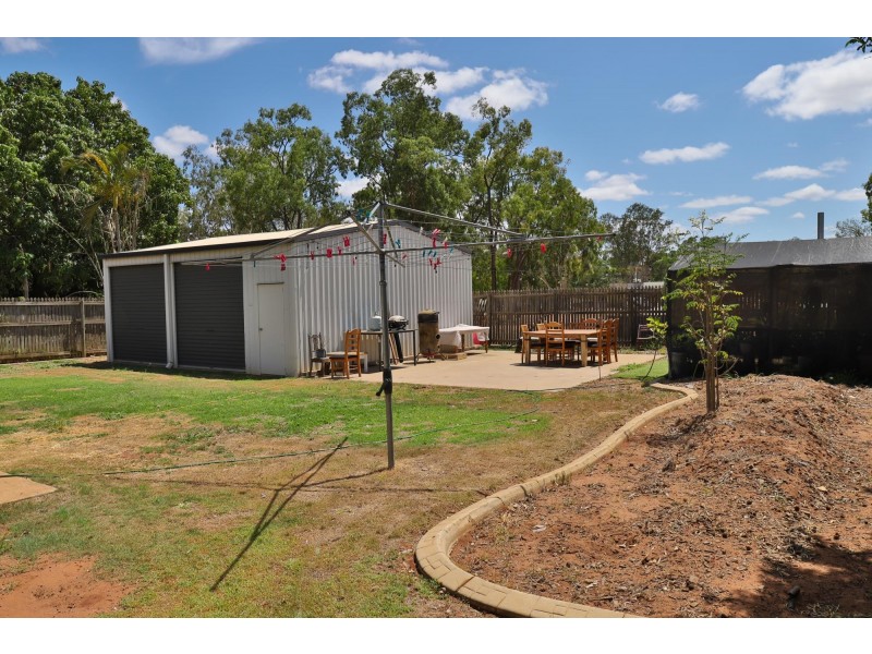 16 Watkins Street, Moranbah QLD 4744