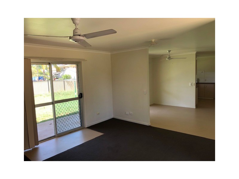 11 Yeates Street, Moranbah QLD 4744