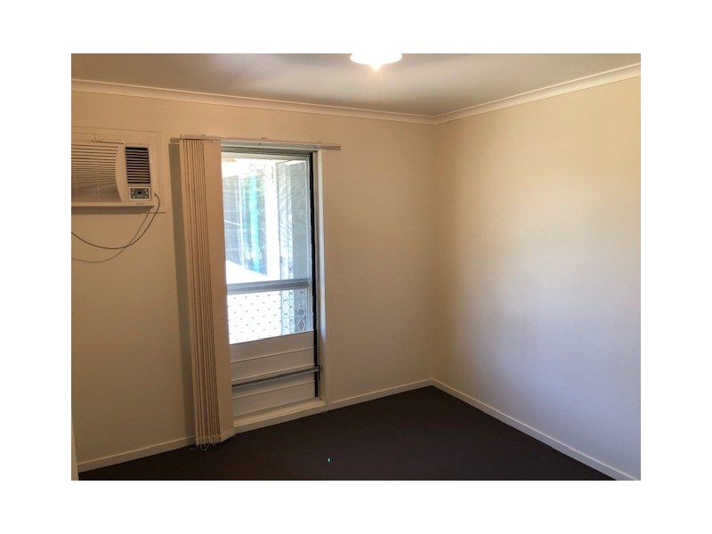 11 Yeates Street, Moranbah QLD 4744