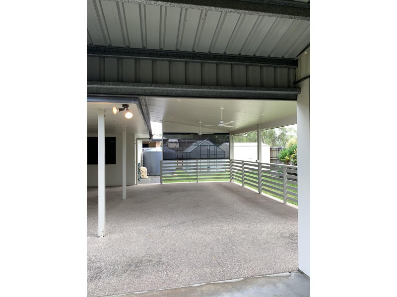 42 Katey Cresent, Mirani QLD 4754