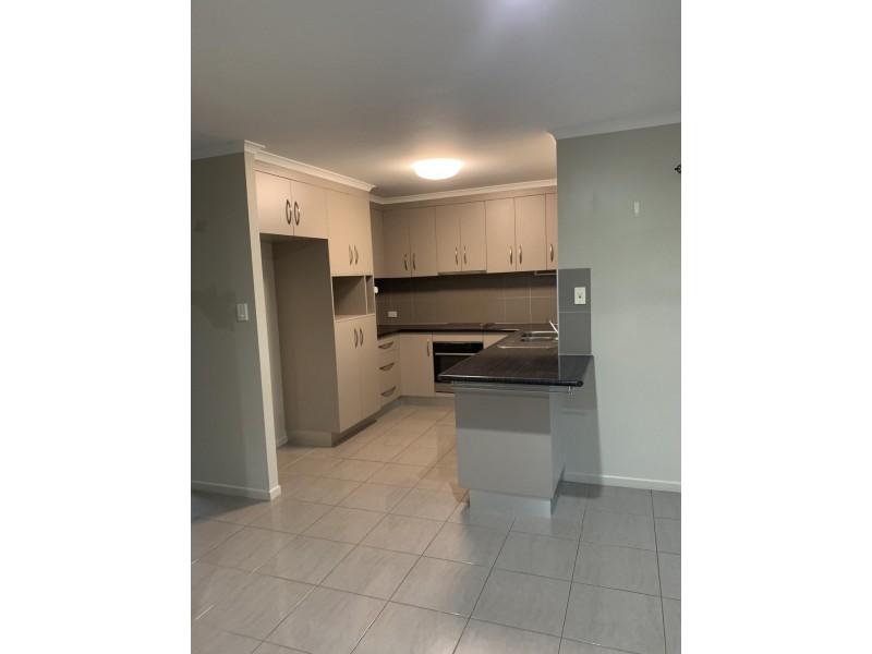 42 Katey Cresent, Mirani QLD 4754