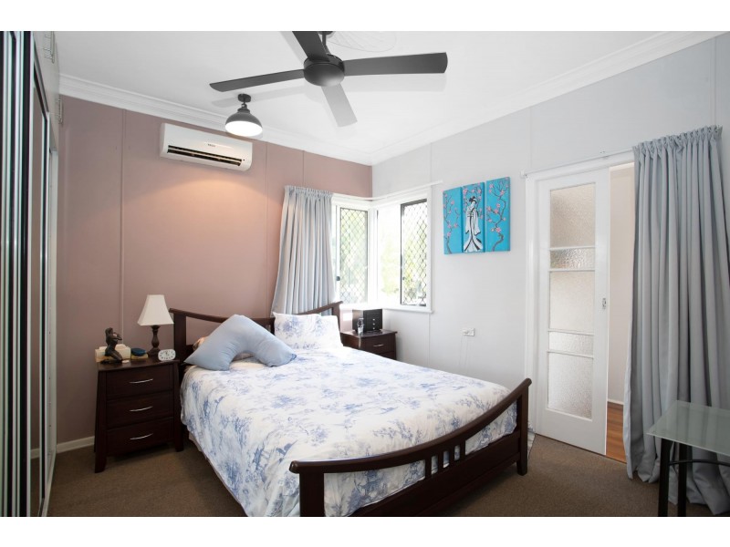 6 Mary Street, West Mackay QLD 4740
