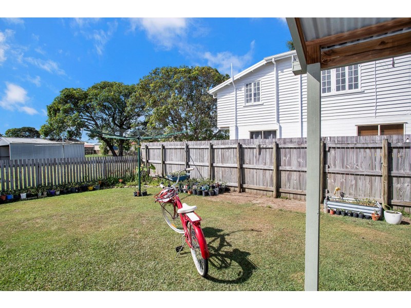 6 Mary Street, West Mackay QLD 4740