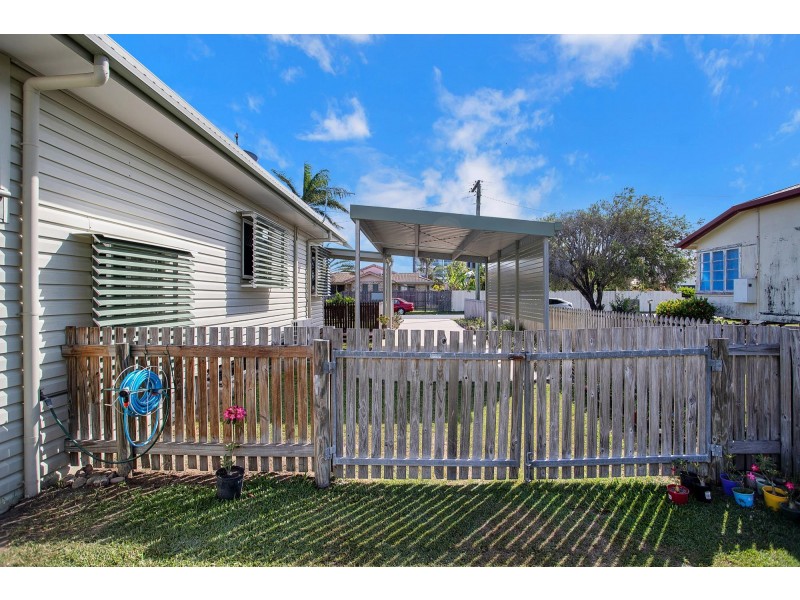 6 Mary Street, West Mackay QLD 4740