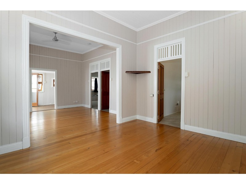 4 Macdonald Street, South Mackay QLD 4740