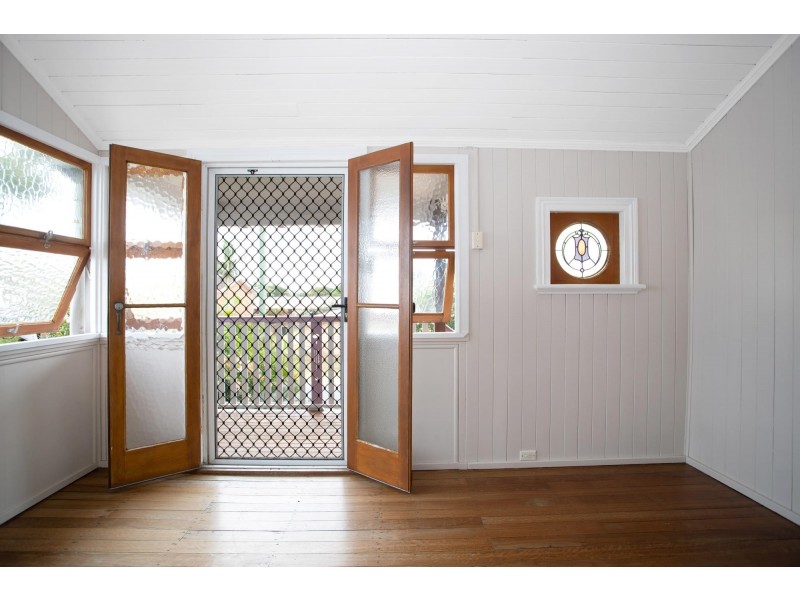 4 Macdonald Street, South Mackay QLD 4740