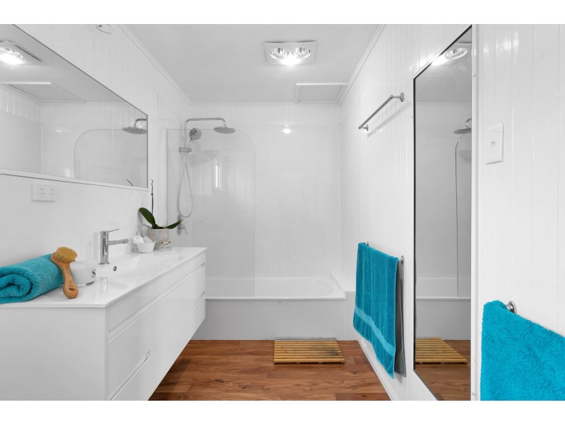 6 Emu Street, Slade Point QLD 4740