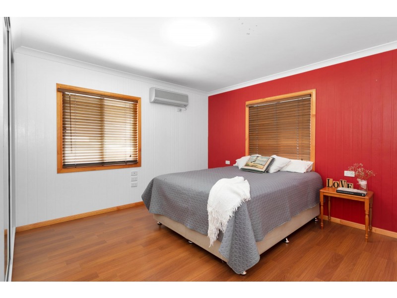 6 Emu Street, Slade Point QLD 4740