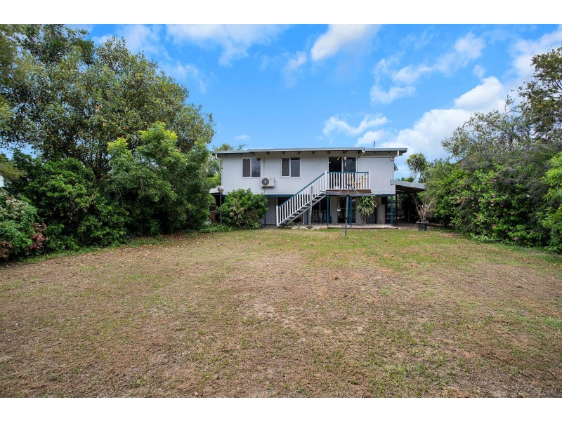 6 Emu Street, Slade Point QLD 4740