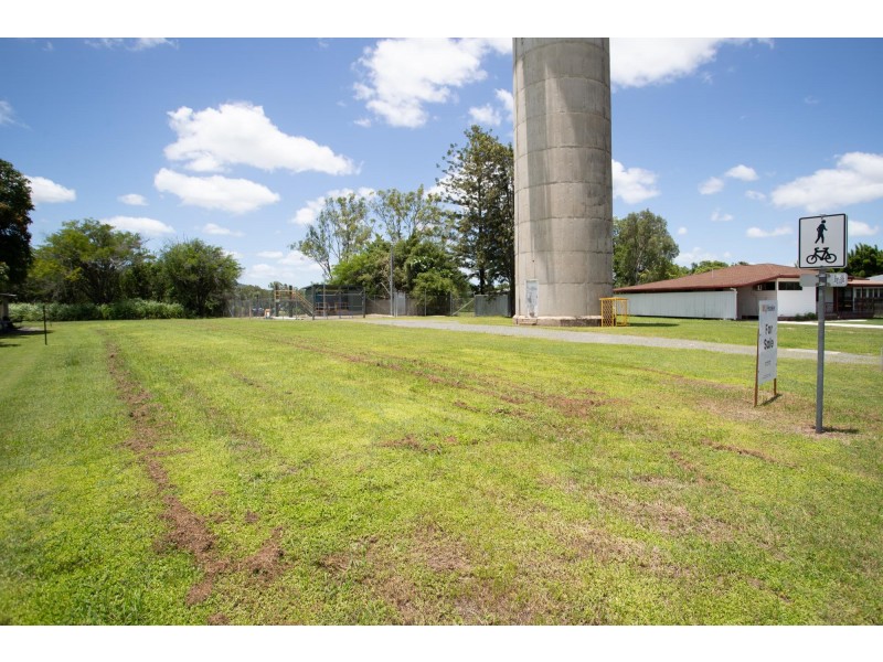 456 Anzac Avenue, Marian QLD 4753