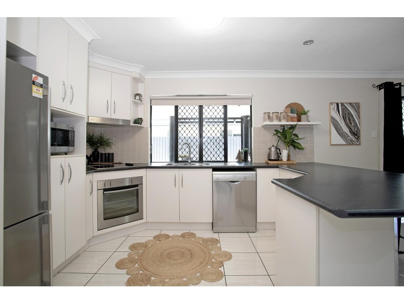 13 Peacock Pl, Marian QLD 4753