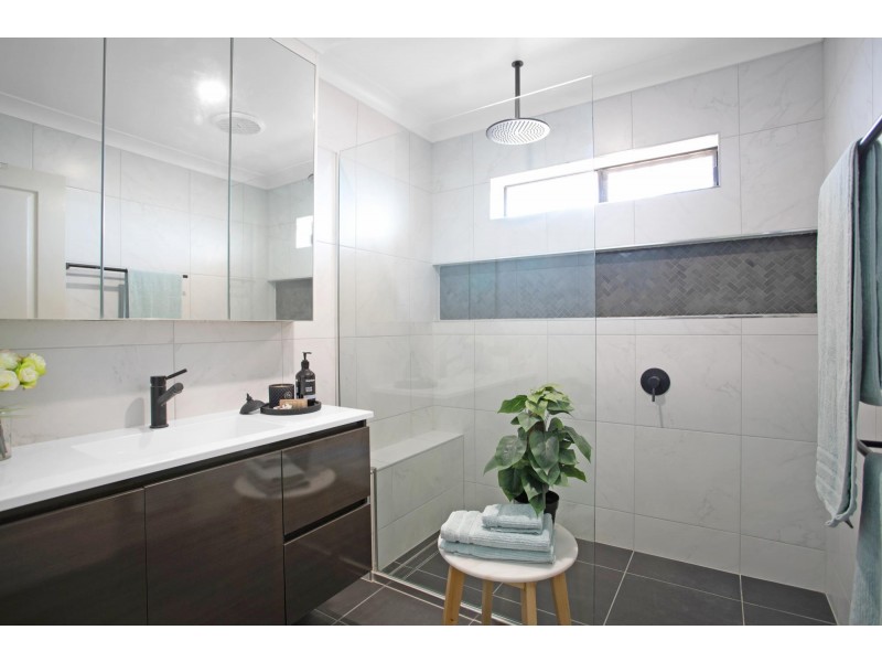 13 Peacock Pl, Marian QLD 4753