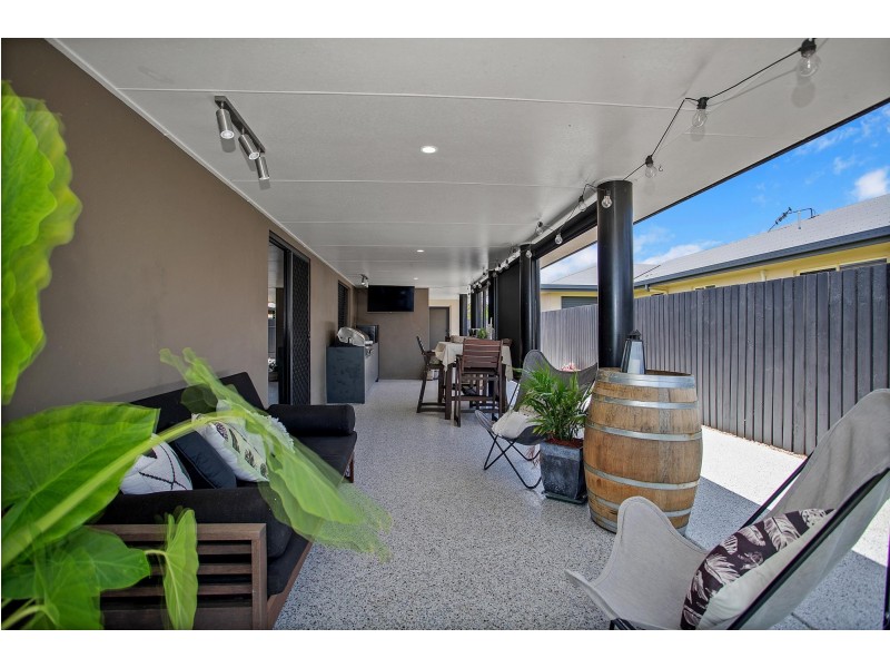 13 Peacock Pl, Marian QLD 4753