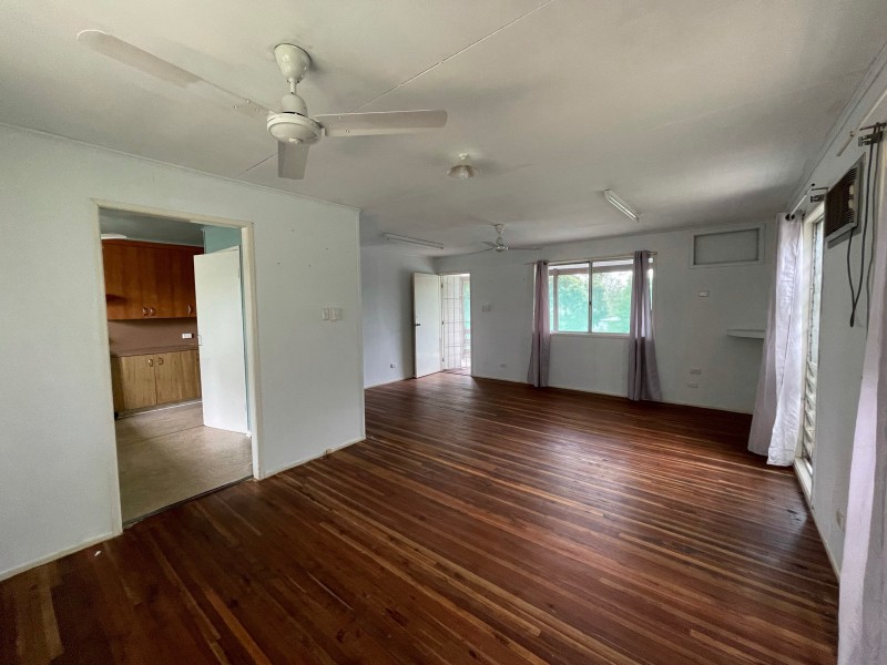 4 Adair Street, Dysart QLD 4745