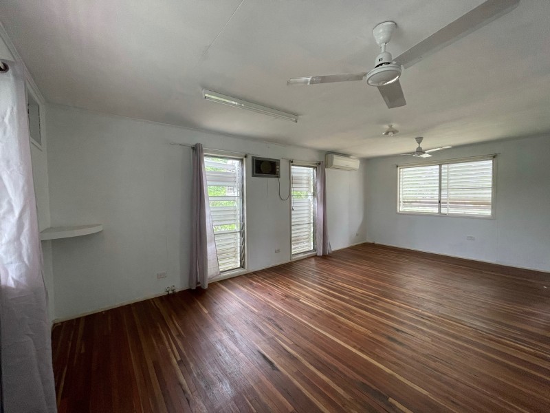 4 Adair Street, Dysart QLD 4745