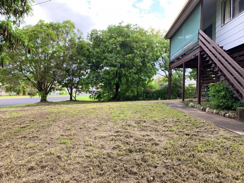 4 Adair Street, Dysart QLD 4745