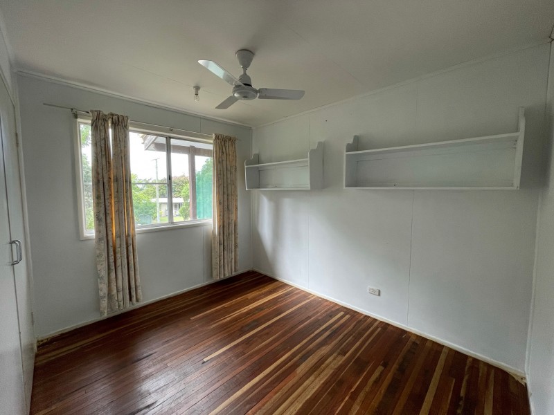 4 Adair Street, Dysart QLD 4745