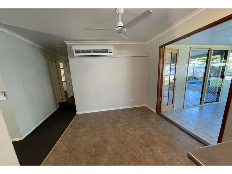 6 Shannon Drive, Moranbah QLD 4744