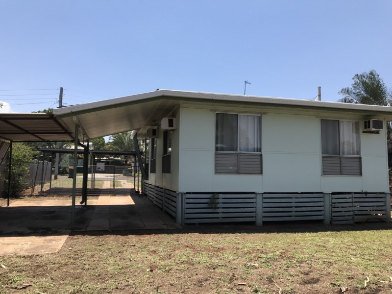 29 Oxley Drive, Moranbah QLD 4744