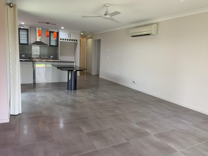 42 Sonoran Street, Rural View QLD 4740