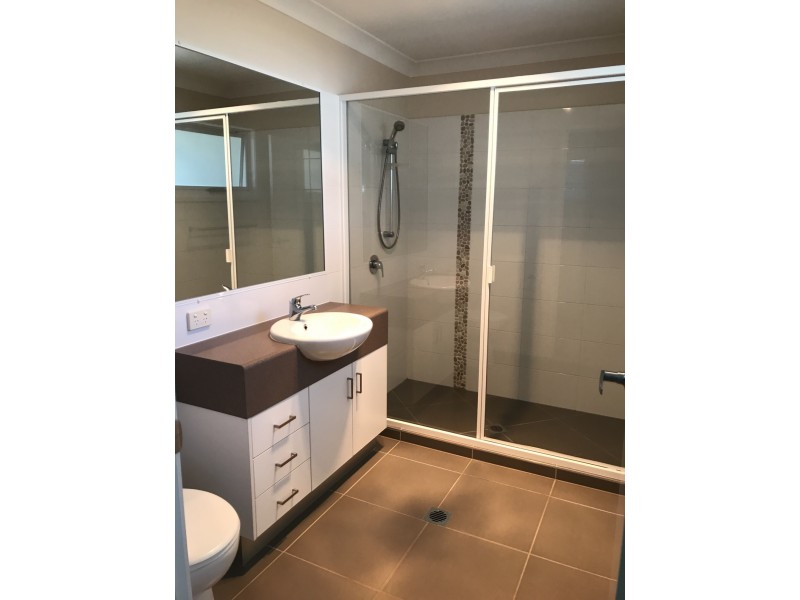 1/19 Oxley Street, Moranbah QLD 4744
