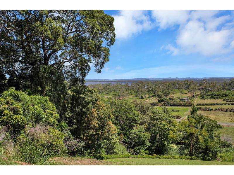 14 Cilla Hill Court, Sarina Beach QLD 4737