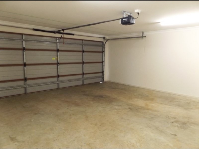 1 Robin Street, Moranbah QLD 4744