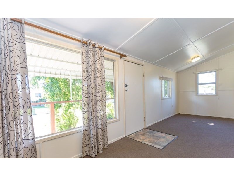 9 Pratt Street, South Mackay QLD 4740